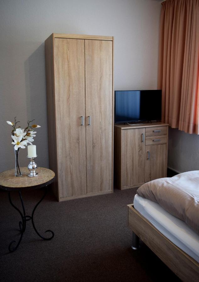 Hotel- Restaurant Kerzan'S Dortmund Eksteriør billede